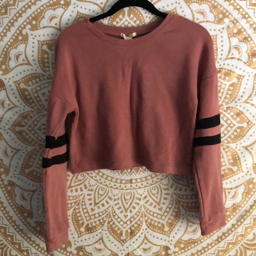 Dusty pink cropped sweatshirt